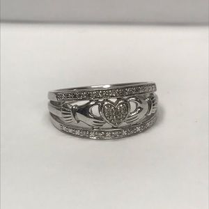 People’s Ring size 7